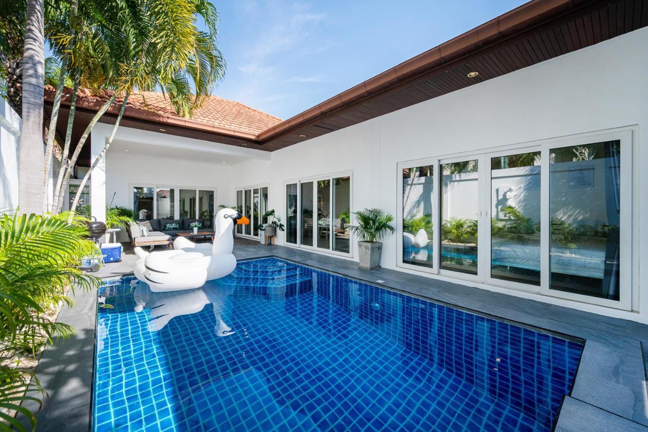 Majestic Residence Pool Villas 2 Bedrooms Private Beach Pattaya ภายนอก รูปภาพ
