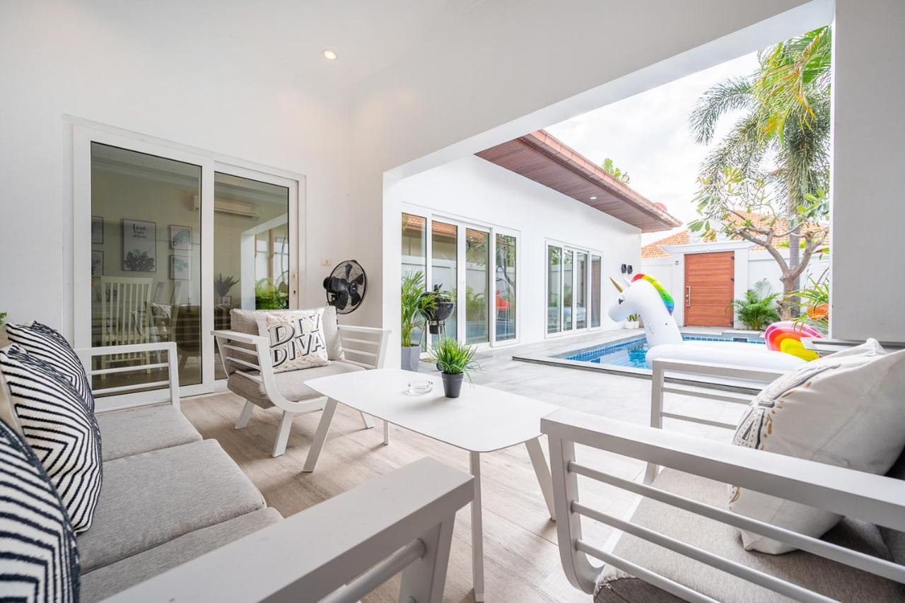 Majestic Residence Pool Villas 2 Bedrooms Private Beach Pattaya ภายนอก รูปภาพ