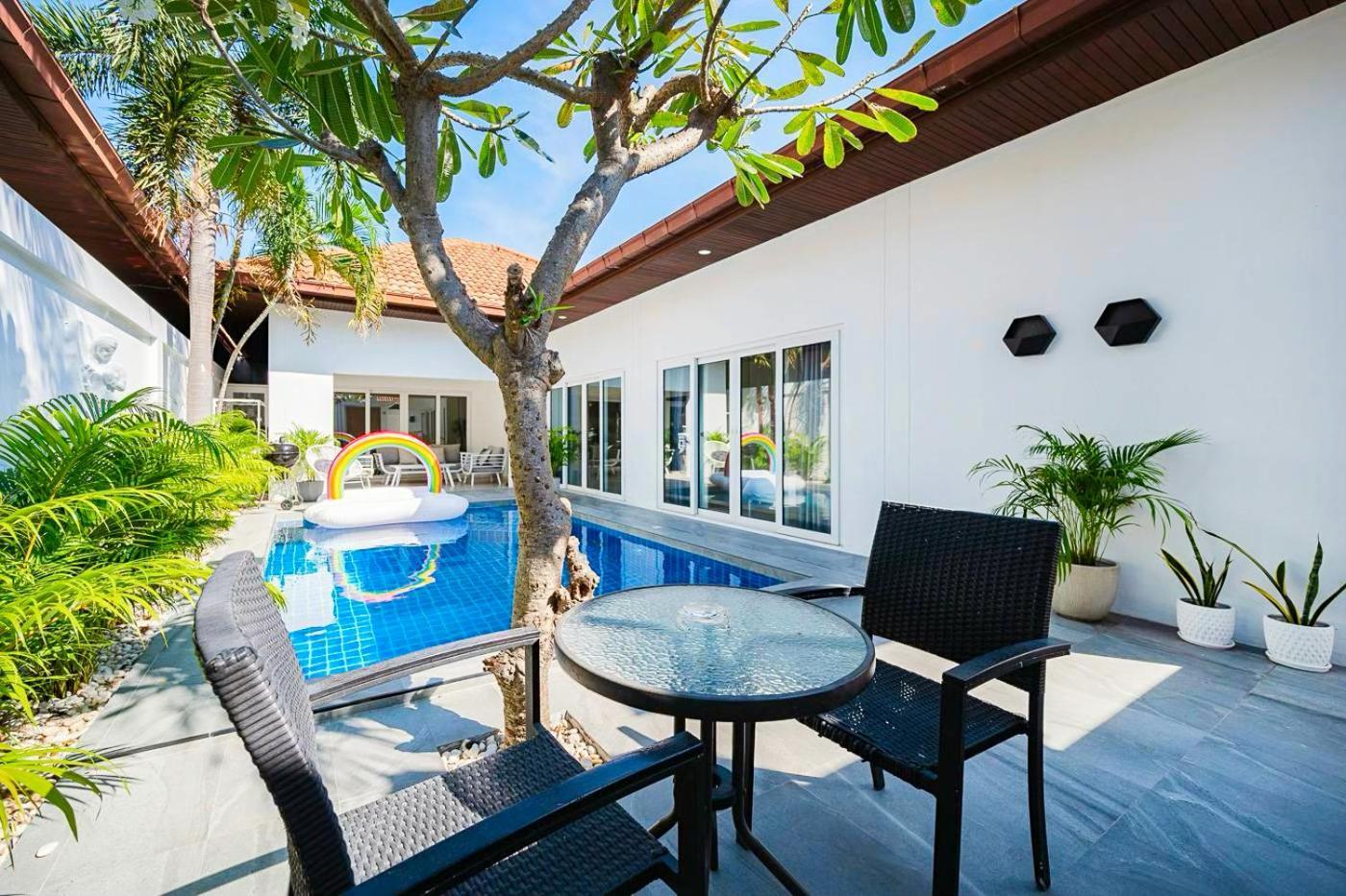 Majestic Residence Pool Villas 2 Bedrooms Private Beach Pattaya ภายนอก รูปภาพ